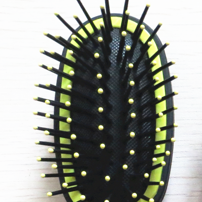 Plastic Hair Brush WDHS5138 - plastic hair brush view 2